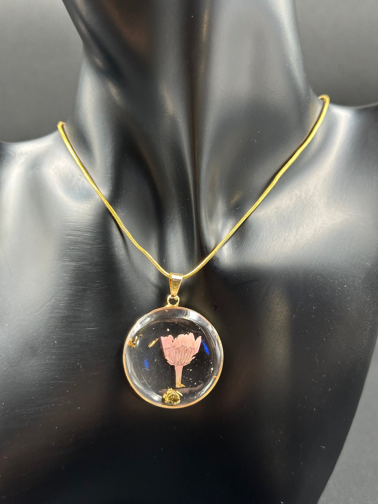 September Aster Month Flower Necklace, Birth Flower Necklace, Handmade Pressed Real Flower Necklace, Unique Gift, Gold Snake Chain. - Melissa Art Collection