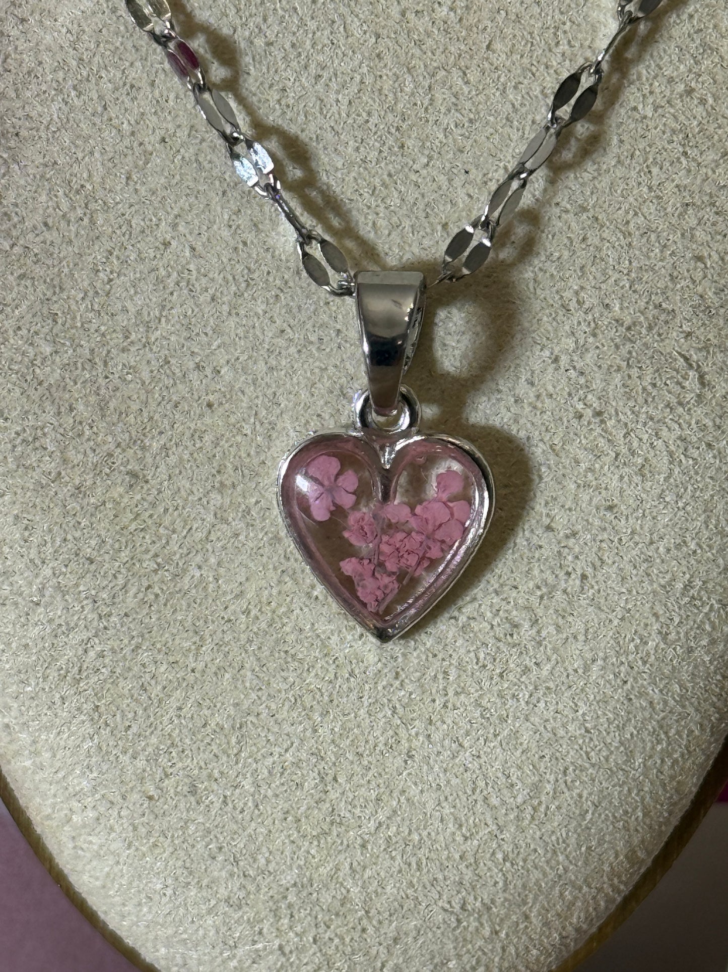 Handmade Real Pressed Light Pink Flower Heart Necklace – Silver-Tone