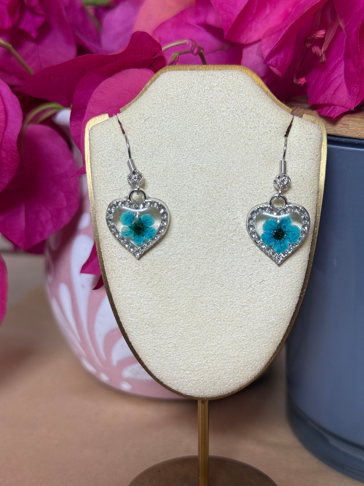 Handmade Real Pressed Blue Flower Heart Necklace– Silver-Tone Rhinestone Pendant