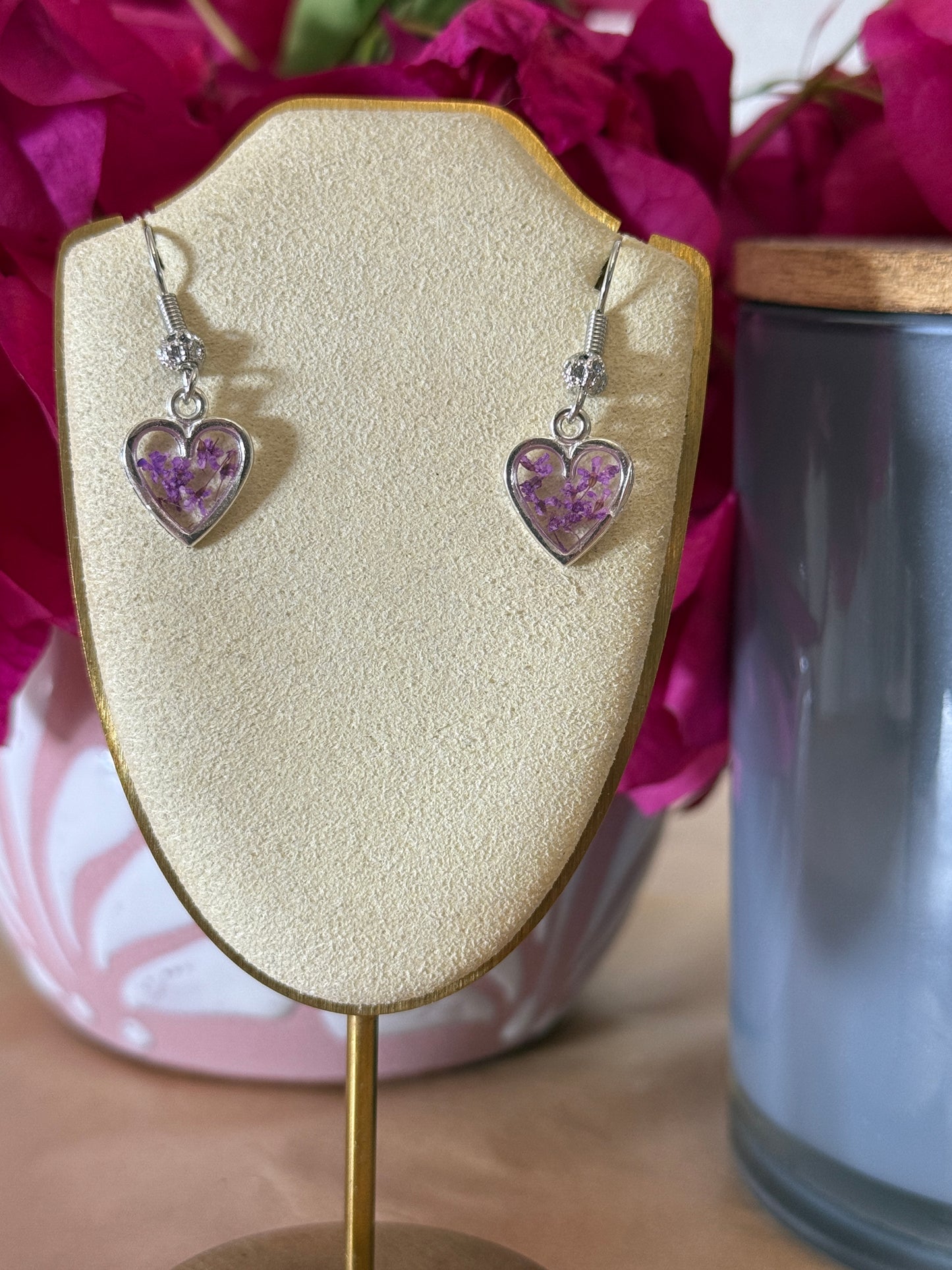 Handmade Real Pressed Purple Flower Heart Necklace – Silver Tone