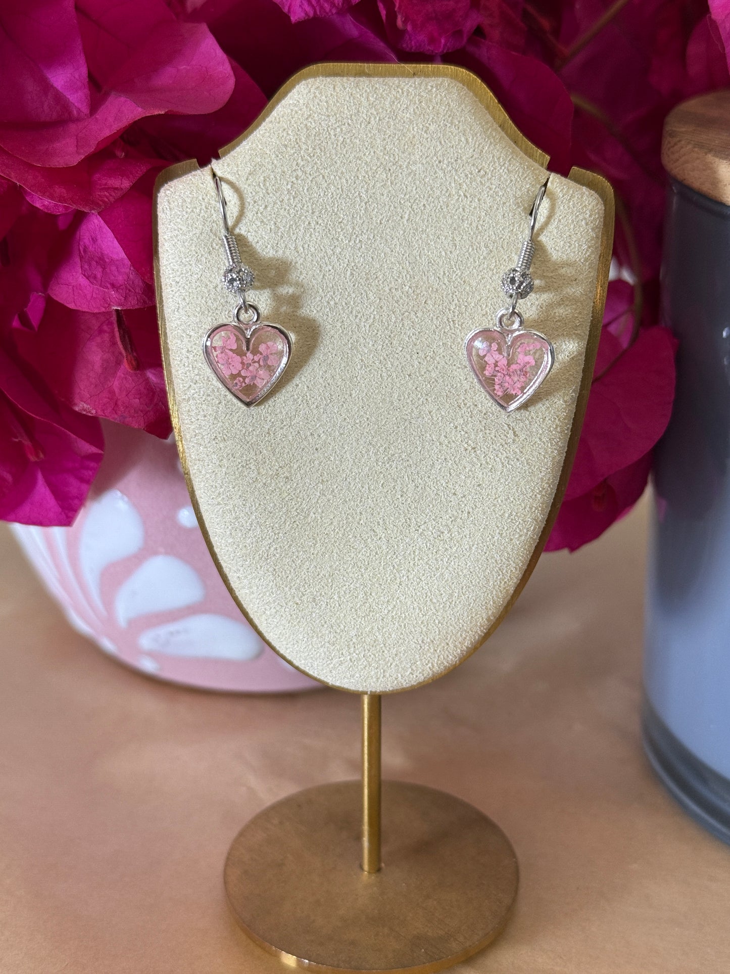 Handmade Real Pressed Light Pink Flower Heart Necklace – Silver-Tone