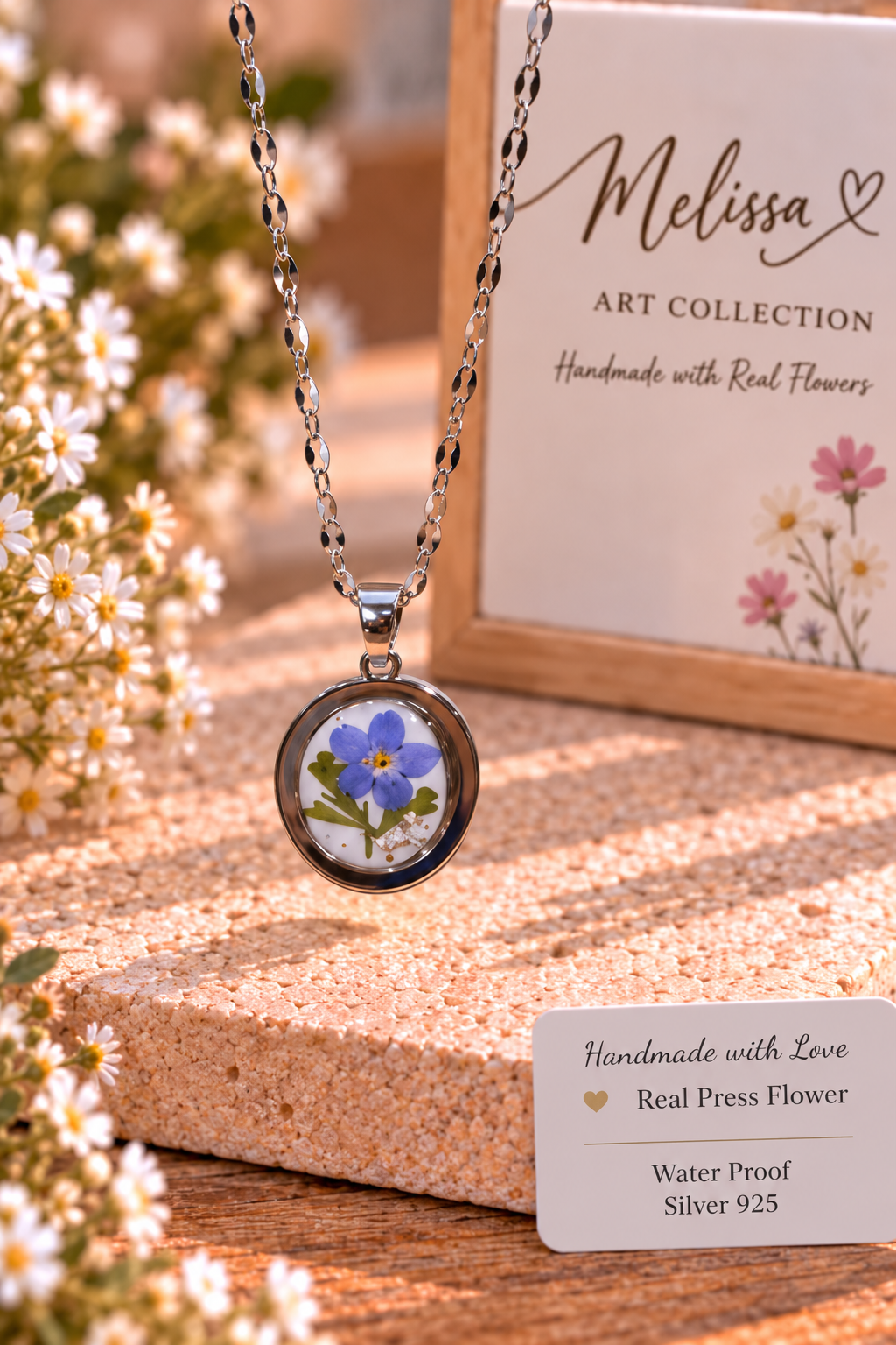 🔵 Blue Floral Oval Necklace