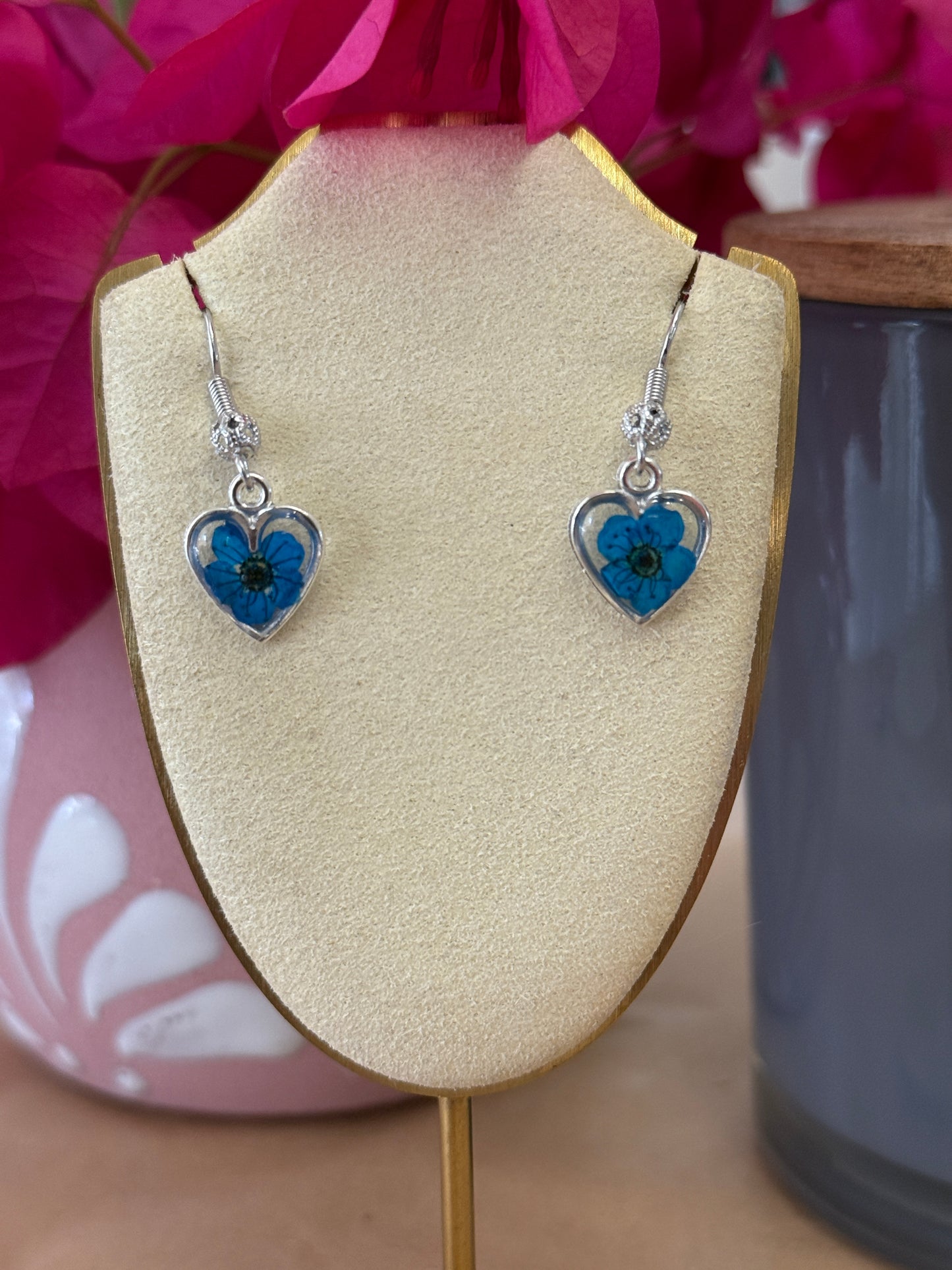 Handmade Real Pressed Blue Flower Heart Necklace – Silver Tone
