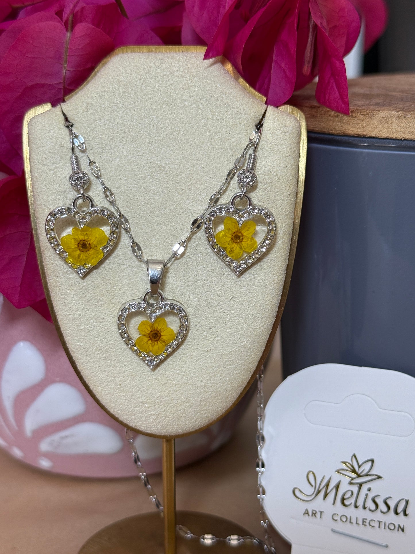 Handmade Real Pressed Yellow Flower Heart Necklace– Silver-Tone Rhinestone Pendant