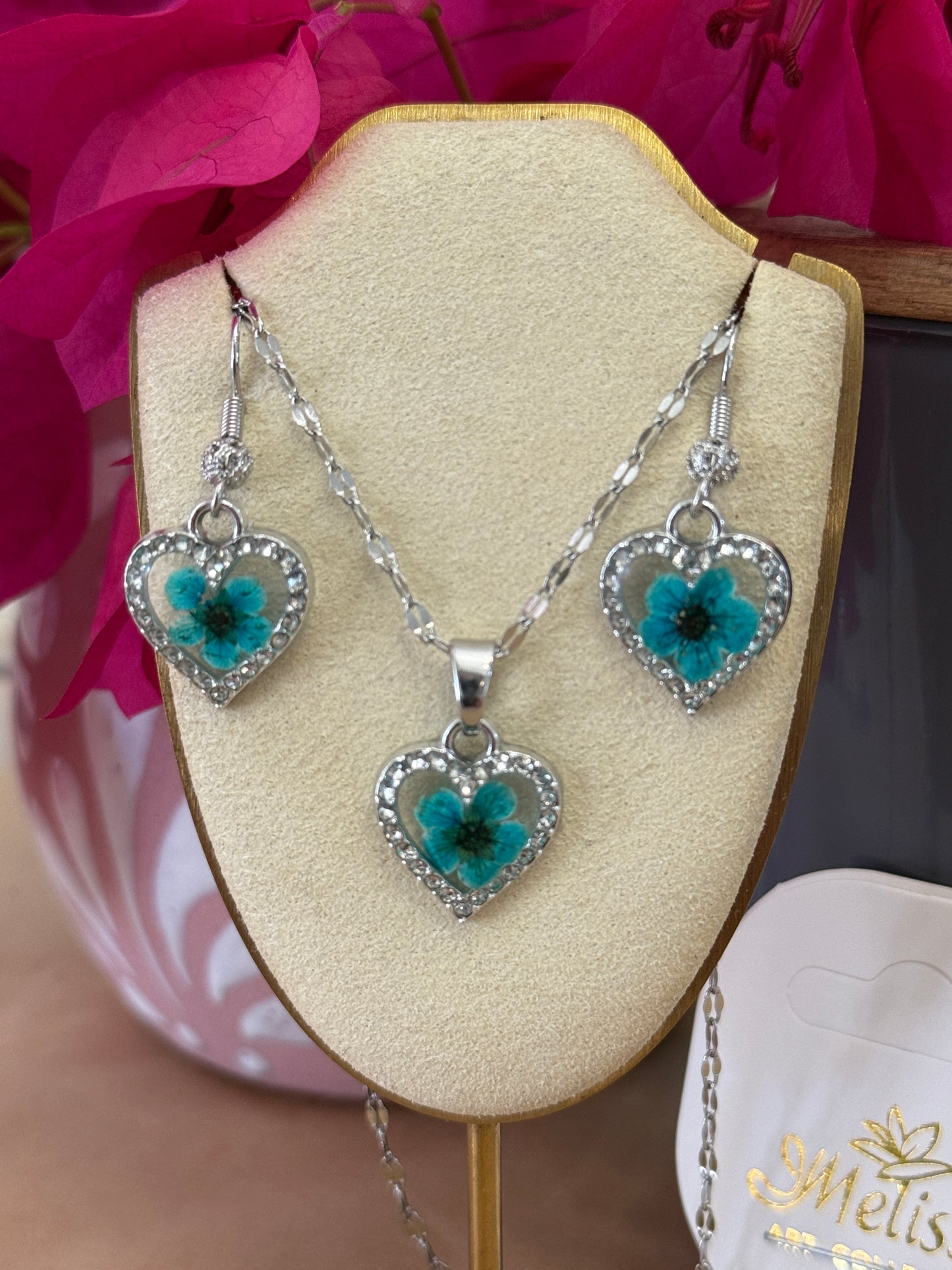 Handmade Real Pressed Blue Flower Heart Necklace– Silver-Tone Rhinestone Pendant