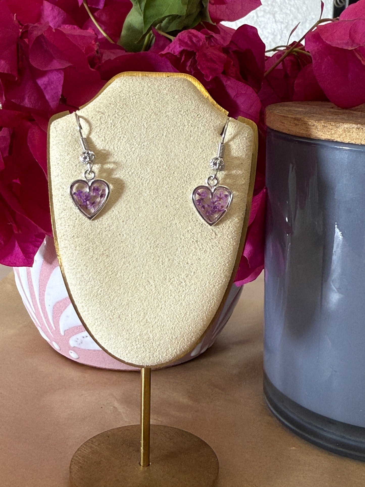 Handmade Real Pressed Purple Flower Heart Necklace – Silver Tone