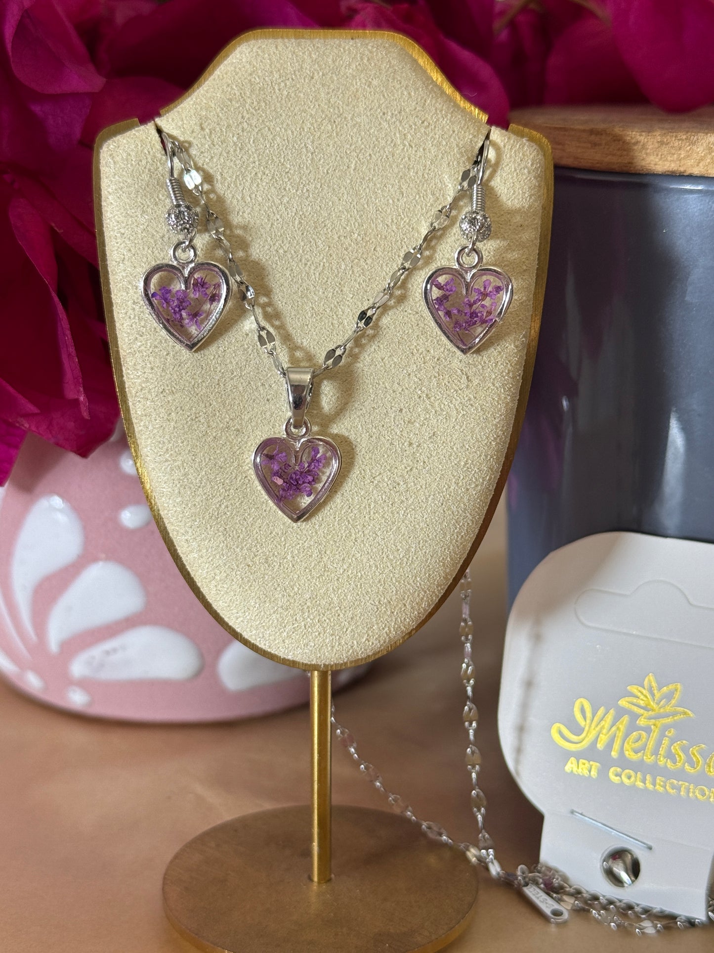 Handmade Real Pressed Purple Flower Heart Necklace – Silver Tone