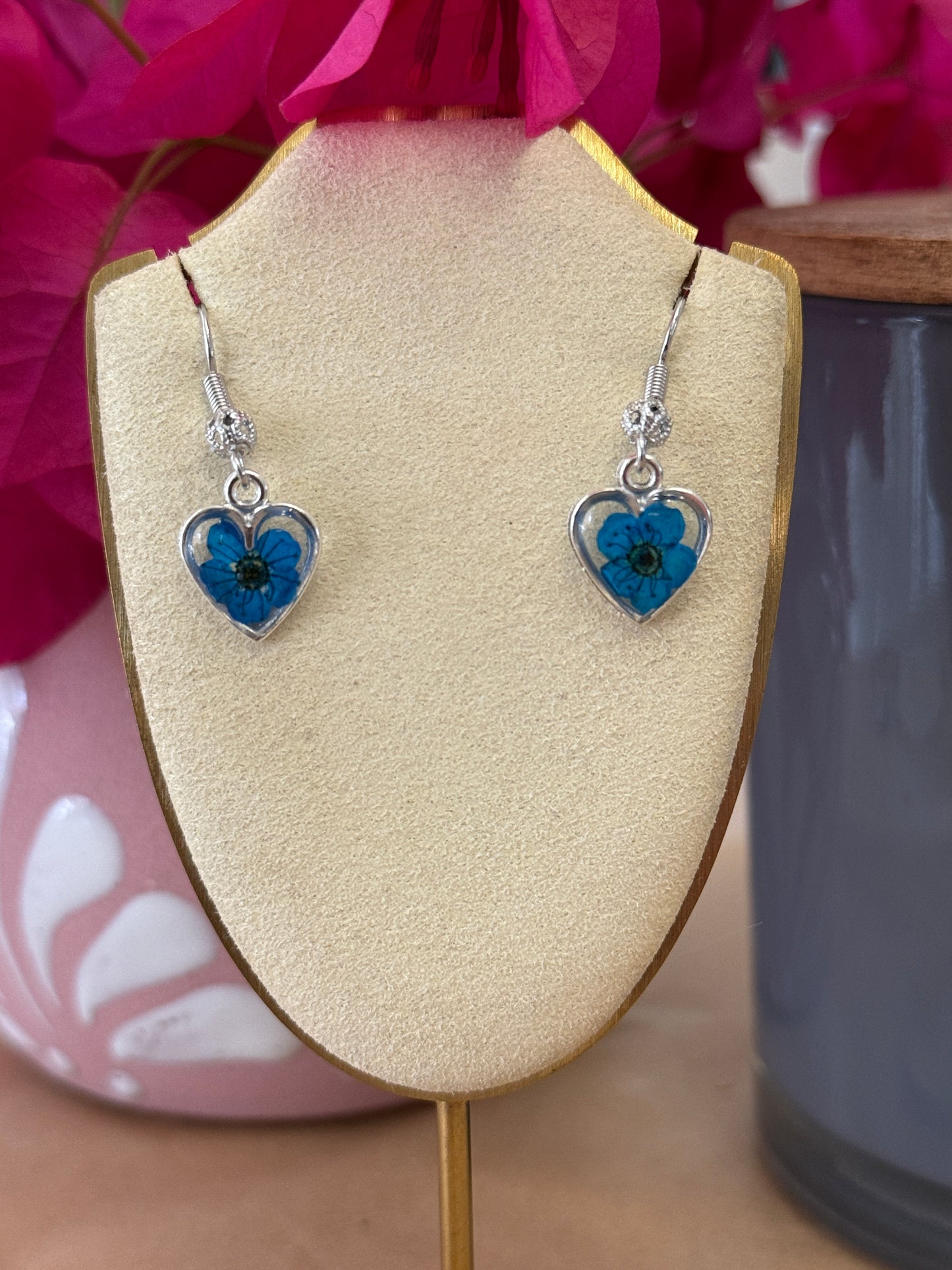 Handmade Real Pressed Blue Flower Heart Necklace – Silver Tone