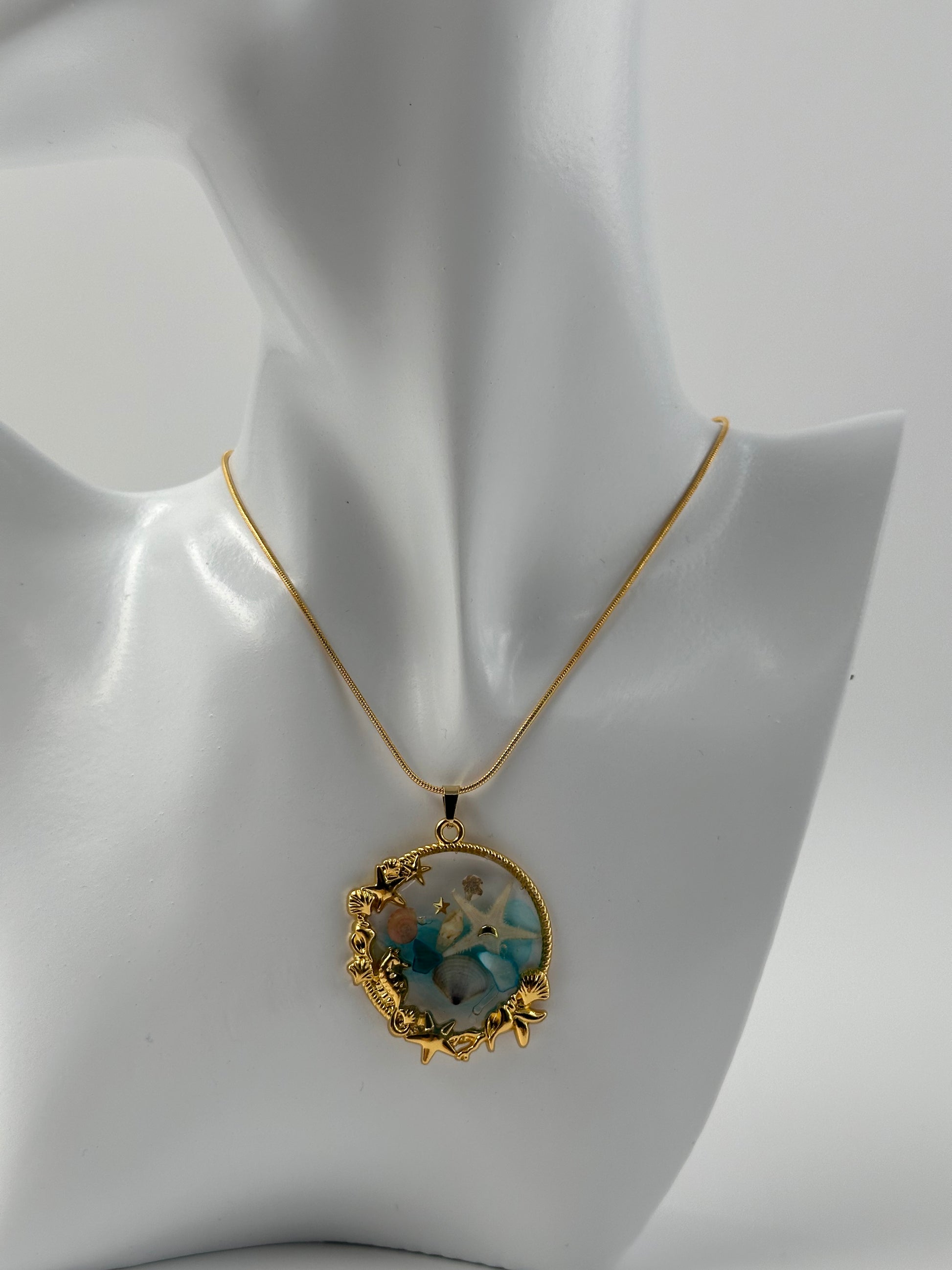 Handmade*deep in the Ocean Sea Necklace - Gold - Marine Life Pendant, Unique Ocean-Inspired Jewelry,  unique Necklace, Unique Gift - Melissa Art Collection